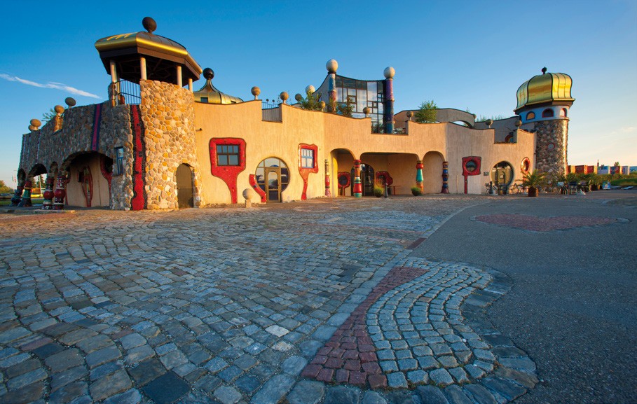 hundertwasser museum altenrhein.jpg